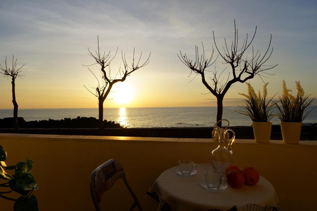 Infinito Mare Villa Acireale Buitenkant foto