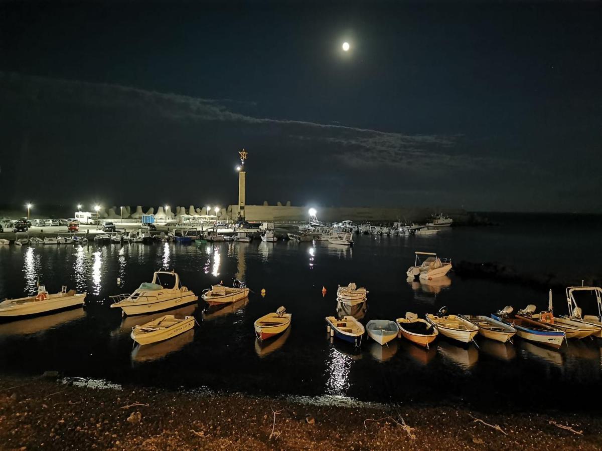 Infinito Mare Villa Acireale Buitenkant foto